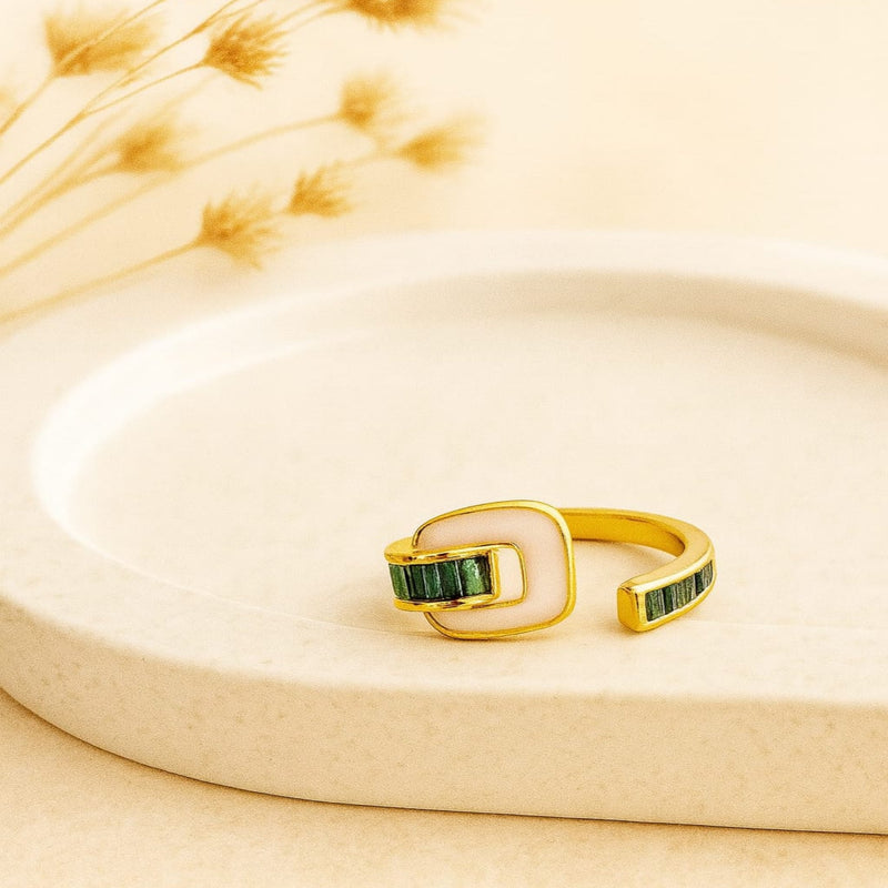 Emerald Glow Halo Ring