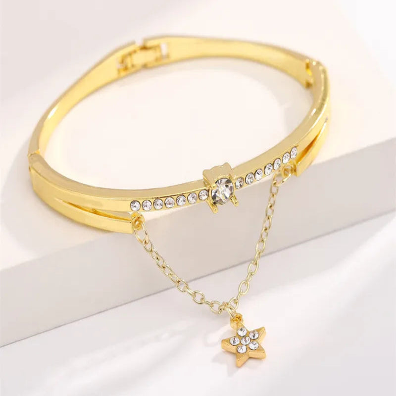 Bella Star Bangle