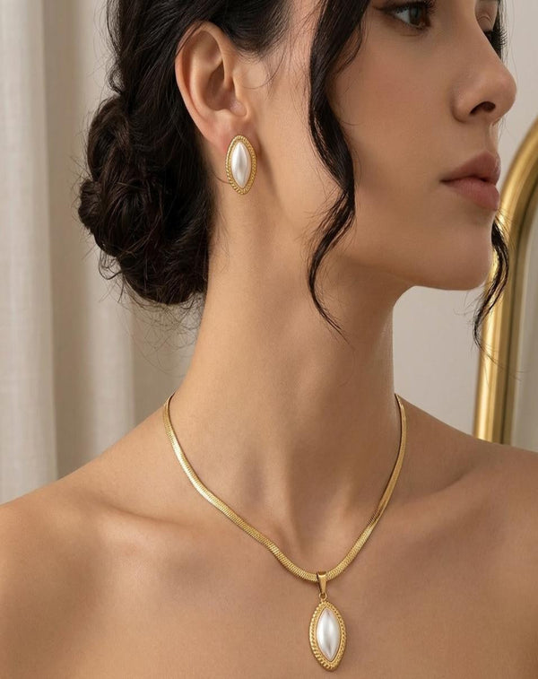 Moon Beam Gold Plated Set