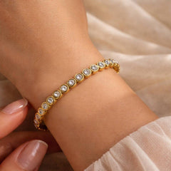 Astra Gold Plated Bangle (one size)