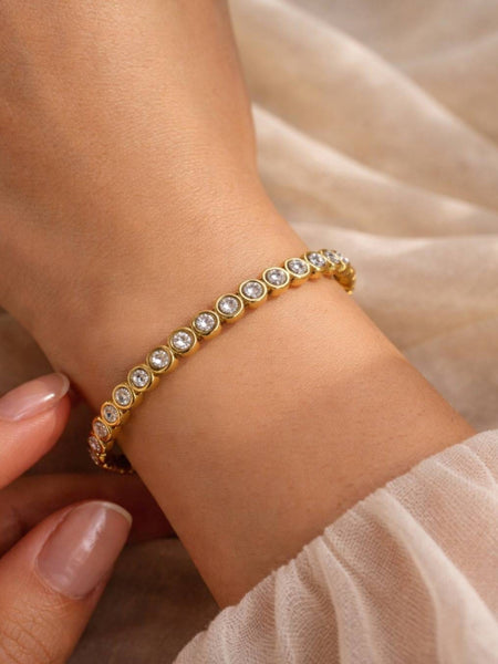 Astra Gold Plated Bangle (one size)