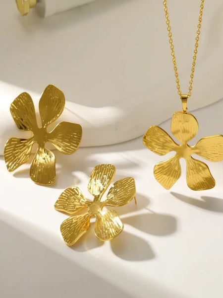 Selena 18K Gold Plated Necklace Set