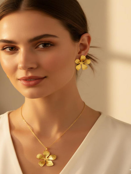 Selena 18K Gold Plated Necklace Set
