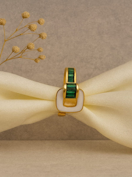 Emerald Glow Halo Ring