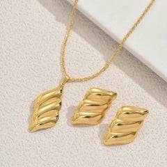 Anya — Power that Radiates like the Sun!