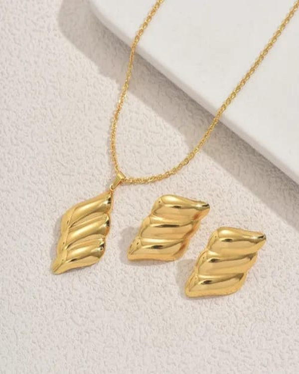 Anya — Power that Radiates like the Sun!