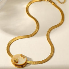 Lunar Halo18k Gold Plated/Freshwater pearl Chain