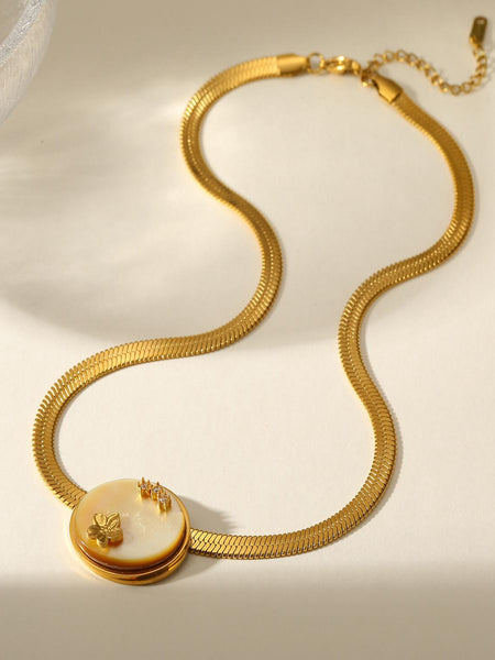 Lunar Halo18k Gold Plated/Freshwater pearl Chain