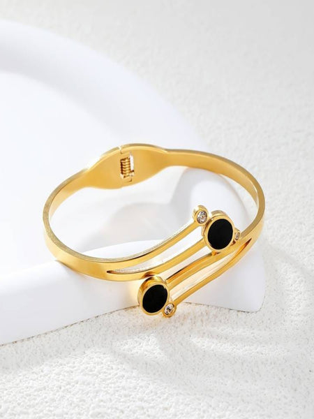 Zafira Gold Plated Bangle (one size)