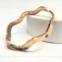 Zyra Gold Plated Bangle (One Size)