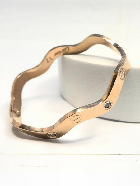 Zyra Gold Plated Bangle (One Size)
