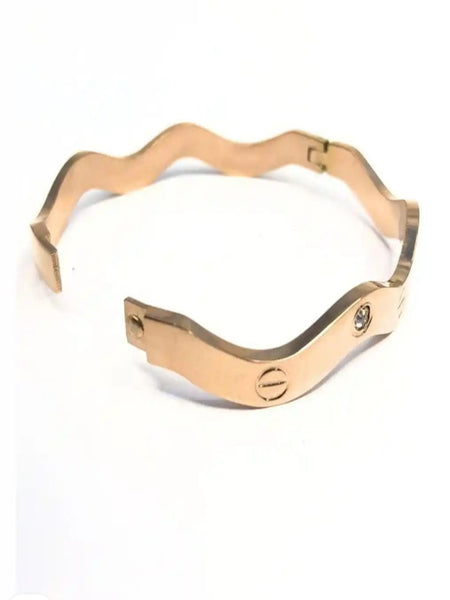 Zyra Gold Plated Bangle (One Size)