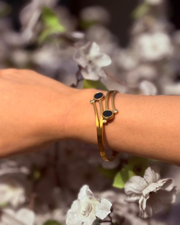 Zafira Gold Plated Bangle (one size)