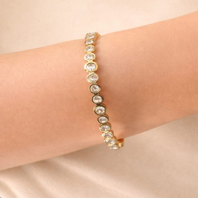 Astra Gold Plated Bangle (one size)