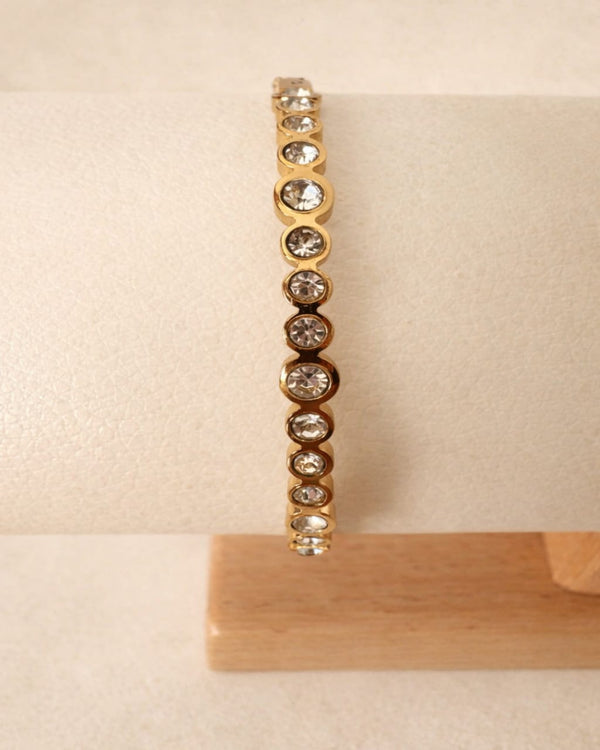 Astra Gold Plated Bangle (one size)