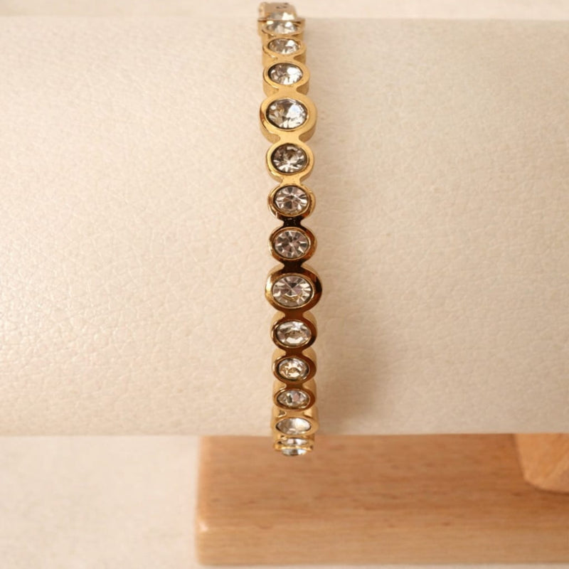 Astra Gold Plated Bangle (one size)