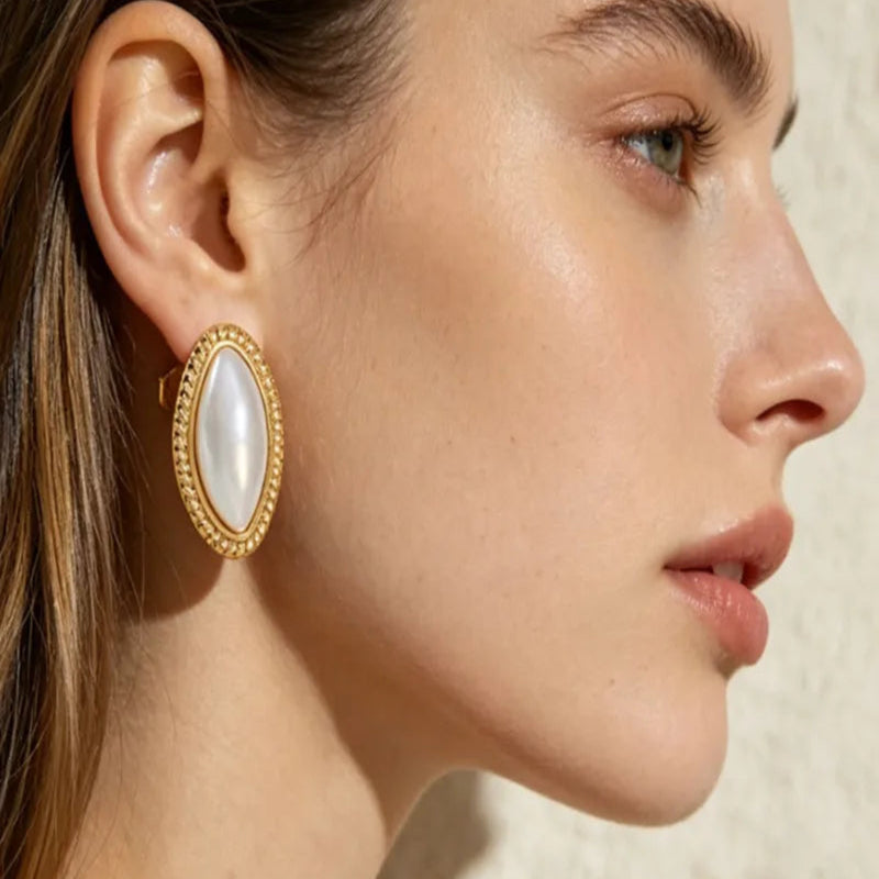 Moon Beam Earrings Gold Plated